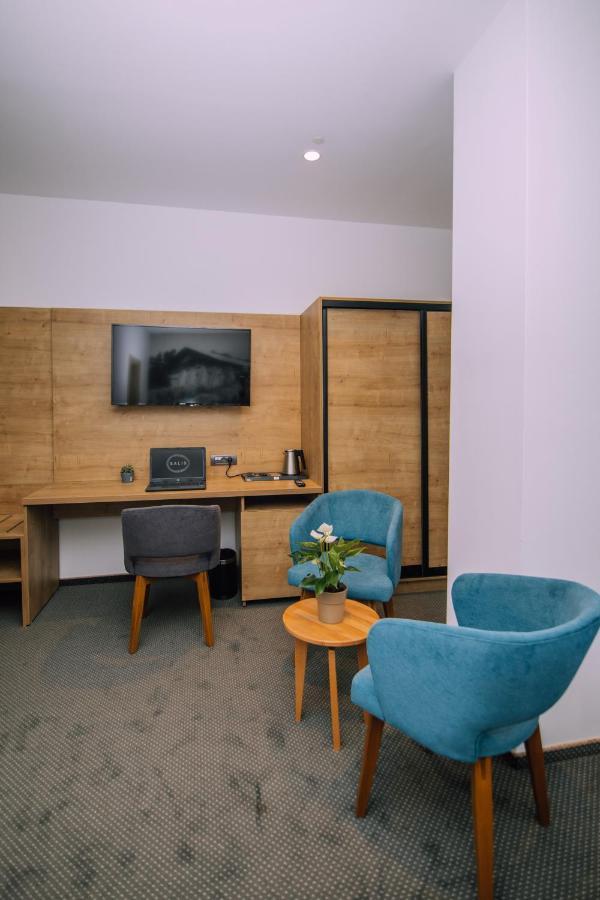 Hotel Salis Tuzla Eksteriør billede